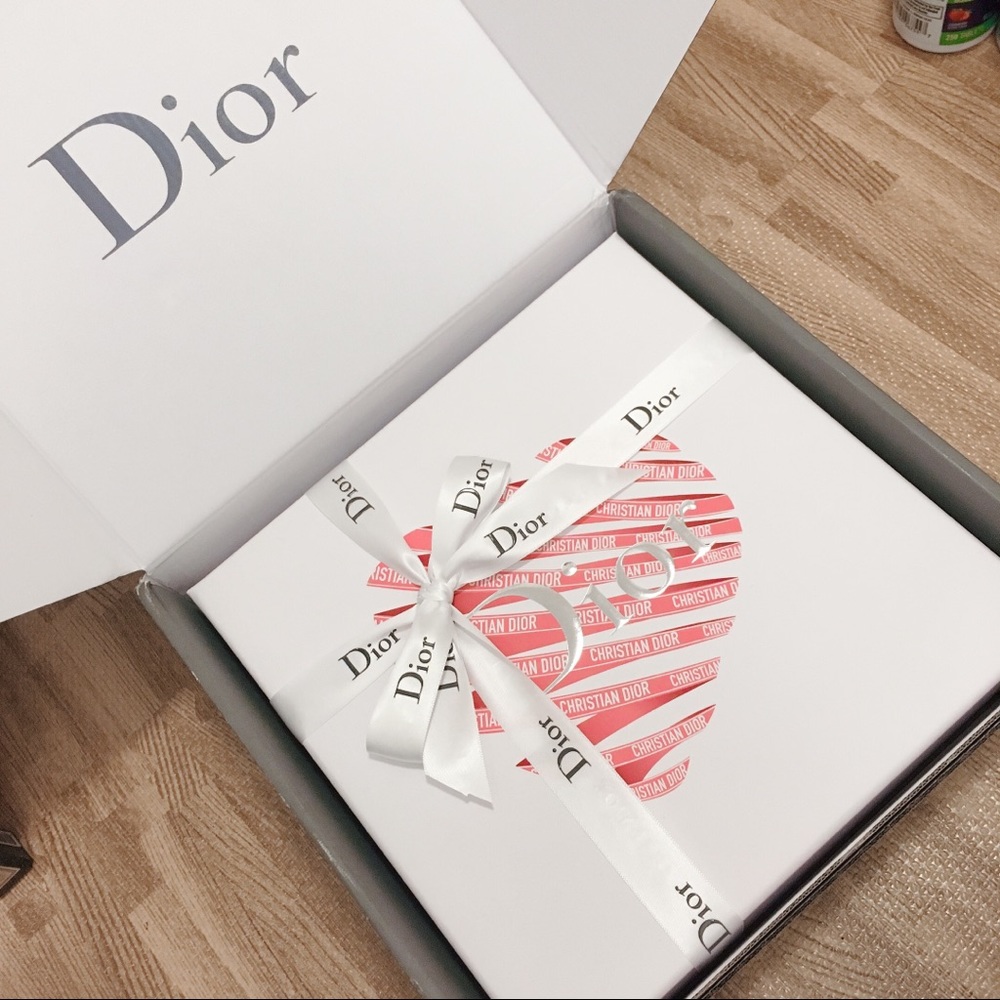 Dior limited edition Valentine’s Day gift box